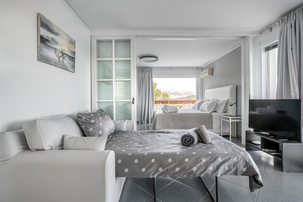 South Blue Sea View Apartment