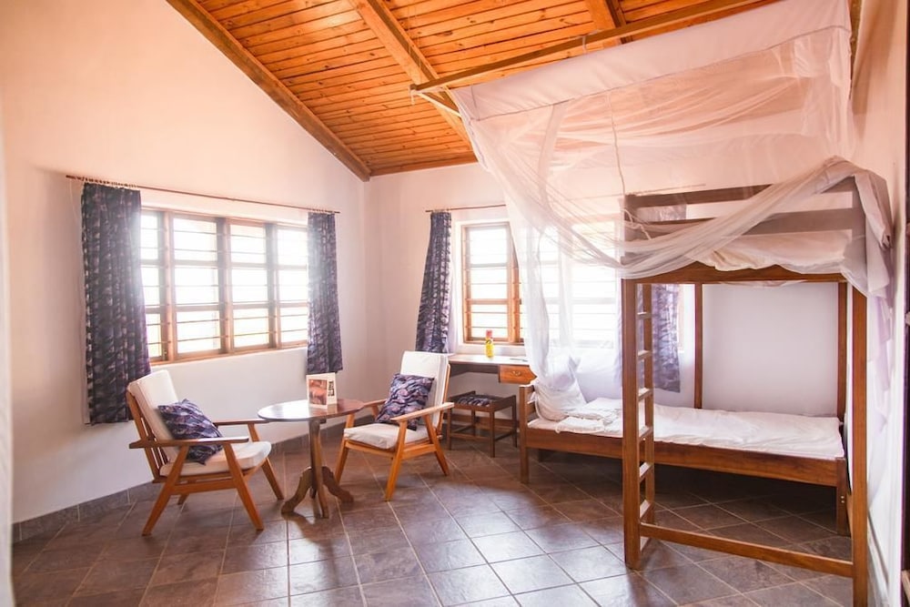 Utengule Coffee Lodge view 4