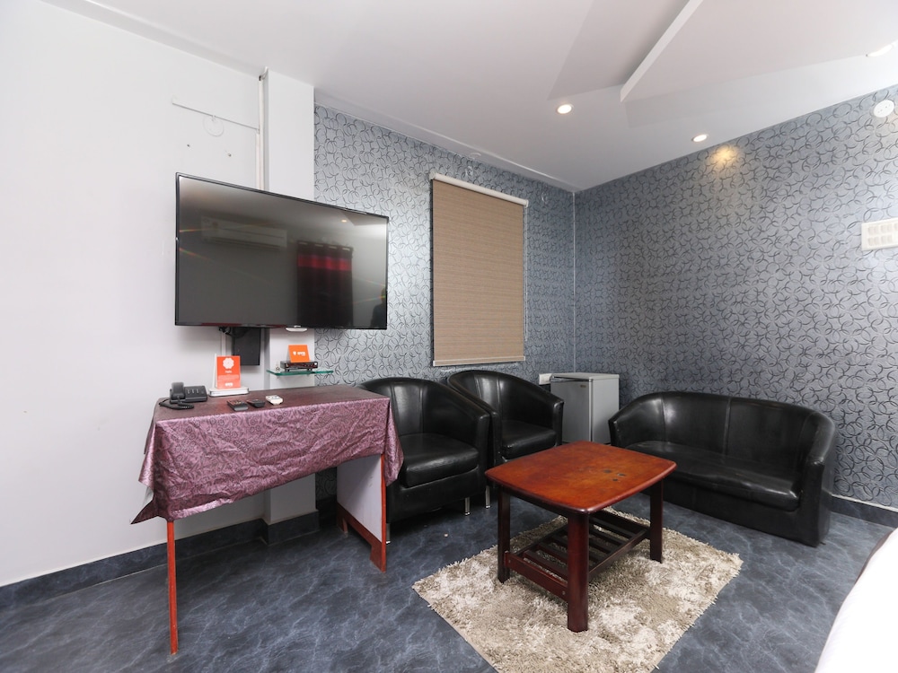 OYO 15796 The Haven Service Aparments