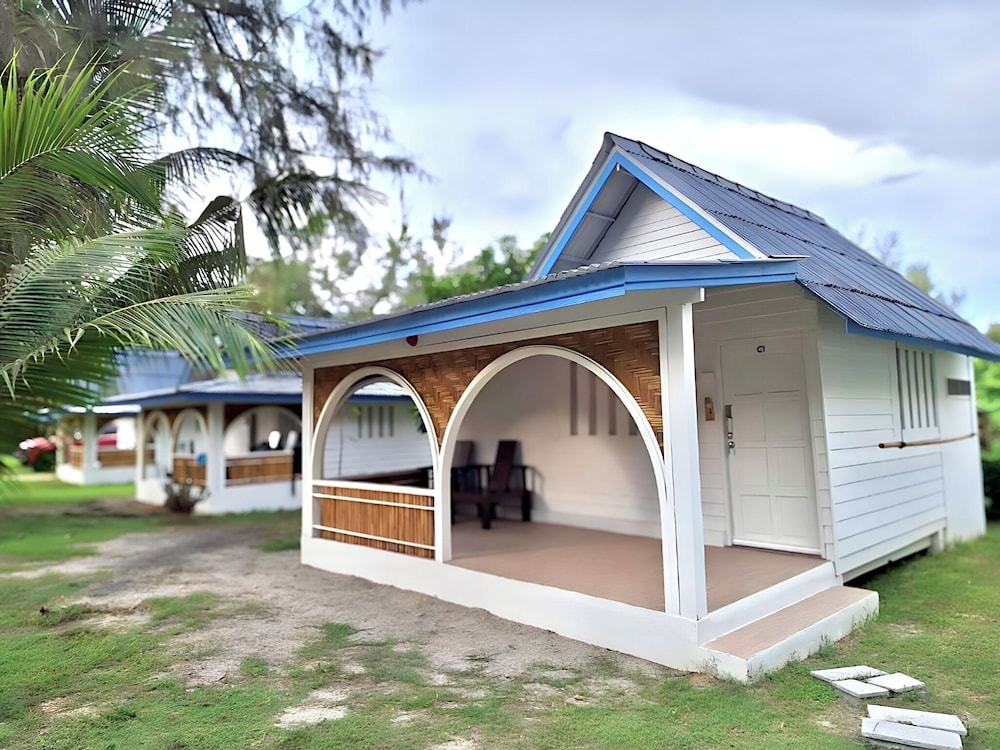 PAN Beachfront Resort Krabi