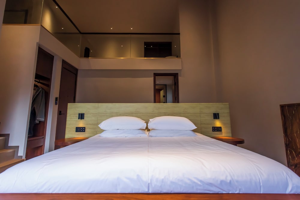 Wu Yi Creekside Homestay