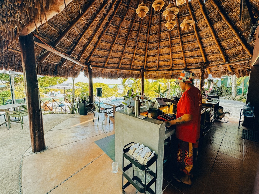 Viajero Bacalar Hostel