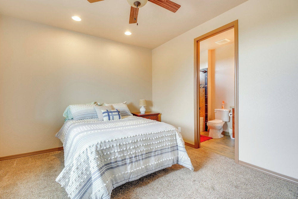 Winter Haven w/ Mtn Views in Prescott Valley