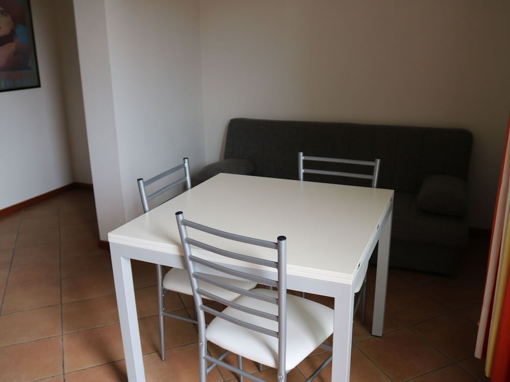 Holiday Home with Nicely Decorated Interior near Lake Garda