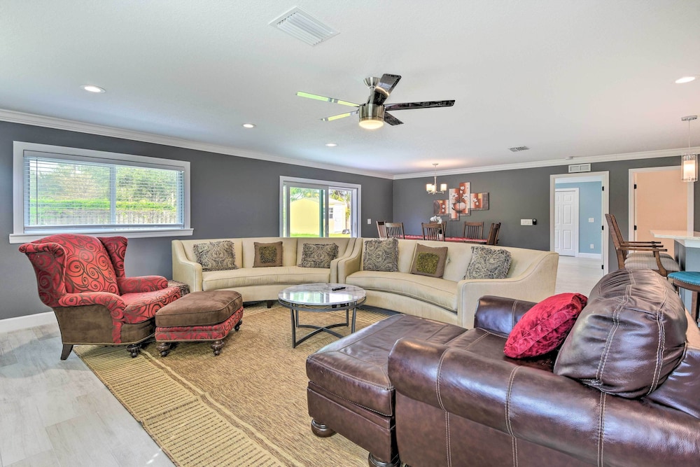 Miscellaneous Market Vacations - Bradenton Retreat w/ Yard: 3 Mi to Downtown! - Property Image 1