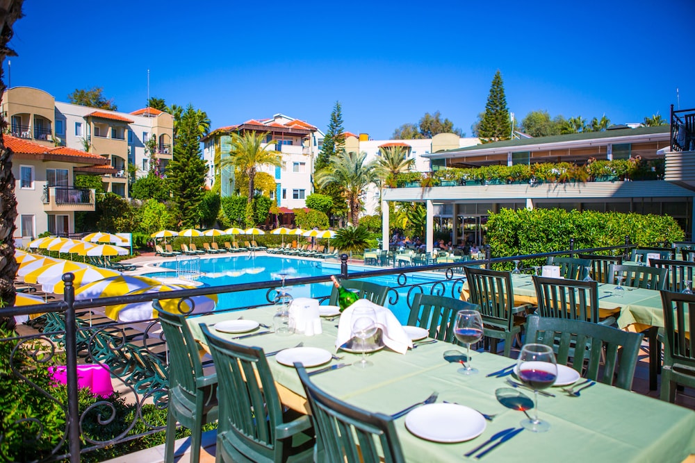 Gardenia Beach Hotel - All Inclusive