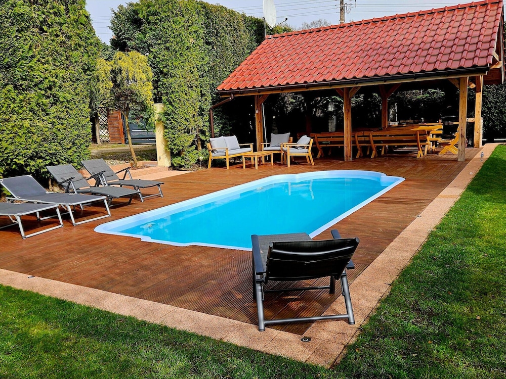 Holiday Home Near Baltic Sea and Lake Kolczewo