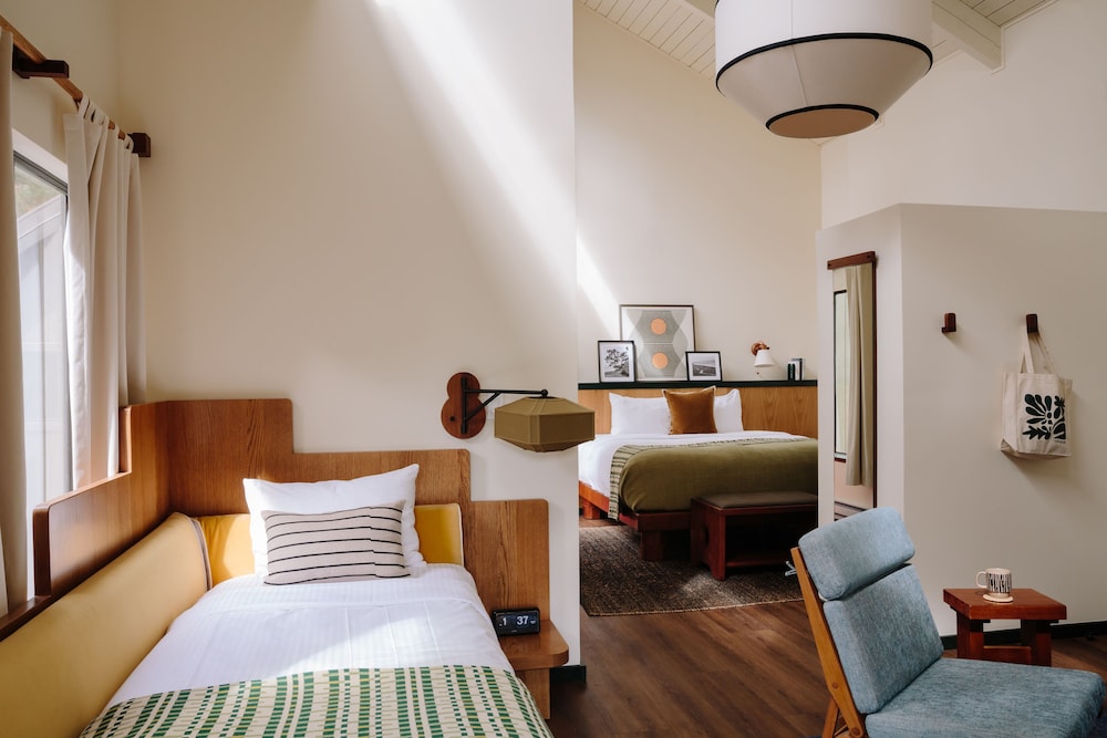 Lodge At Marconi 28