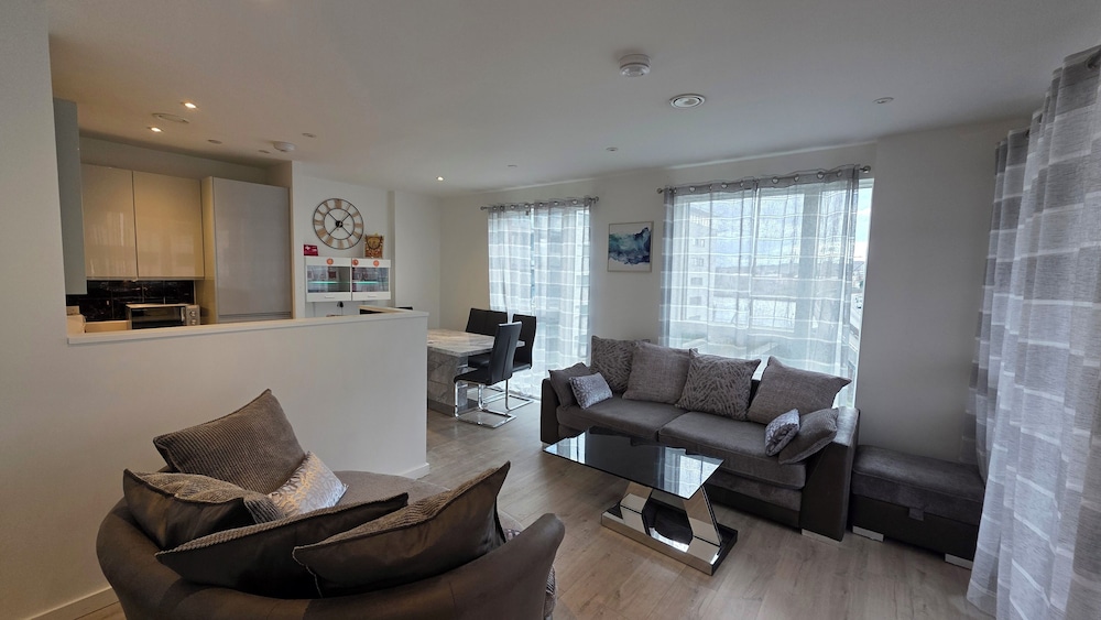 3 bedroom apartment from F&A properties