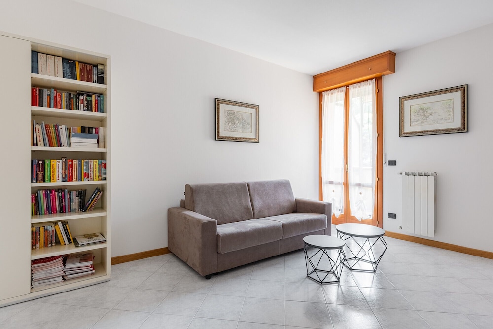 Bologna Modern Apartment by Wonderful Italy