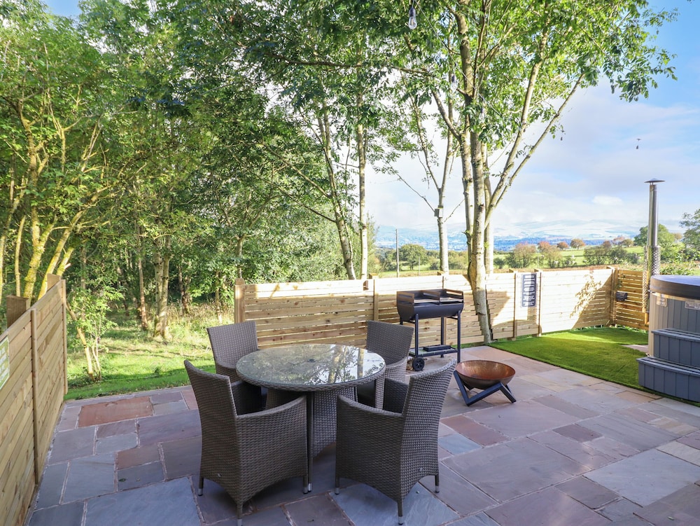 Orchard Lodge