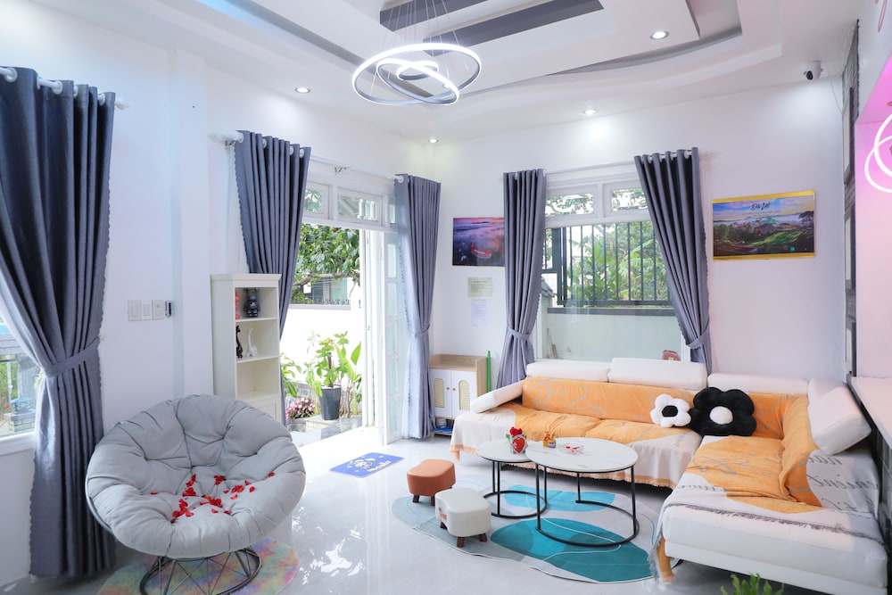 7 bedroom villa Flamingo Danang