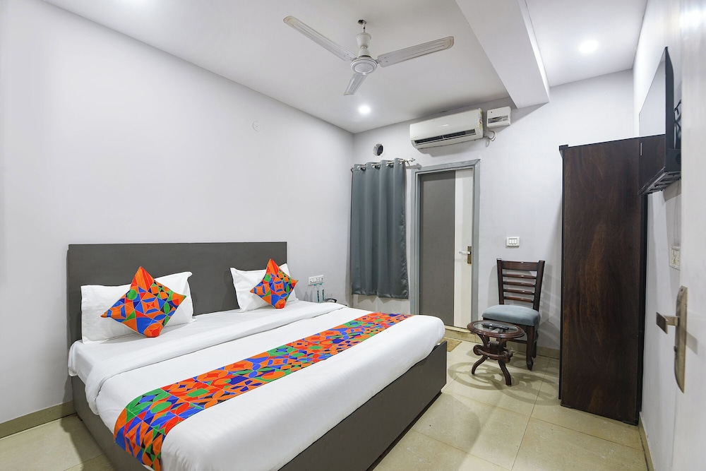 Fabhotel Dream Palace Ip Extension