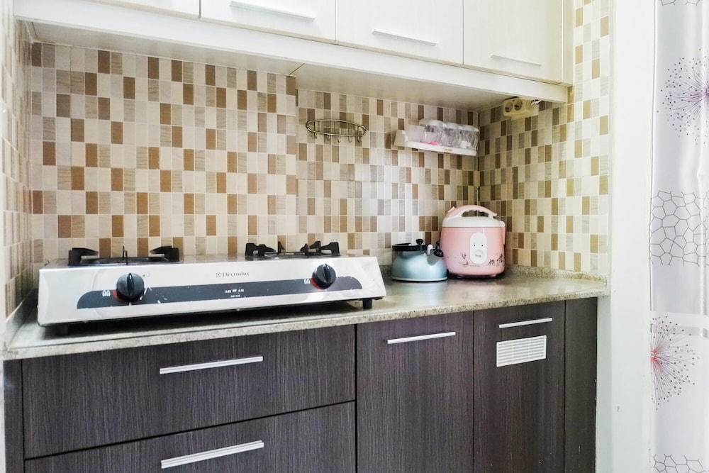 Cozy 2BR Apartement at Dian Regency view 4
