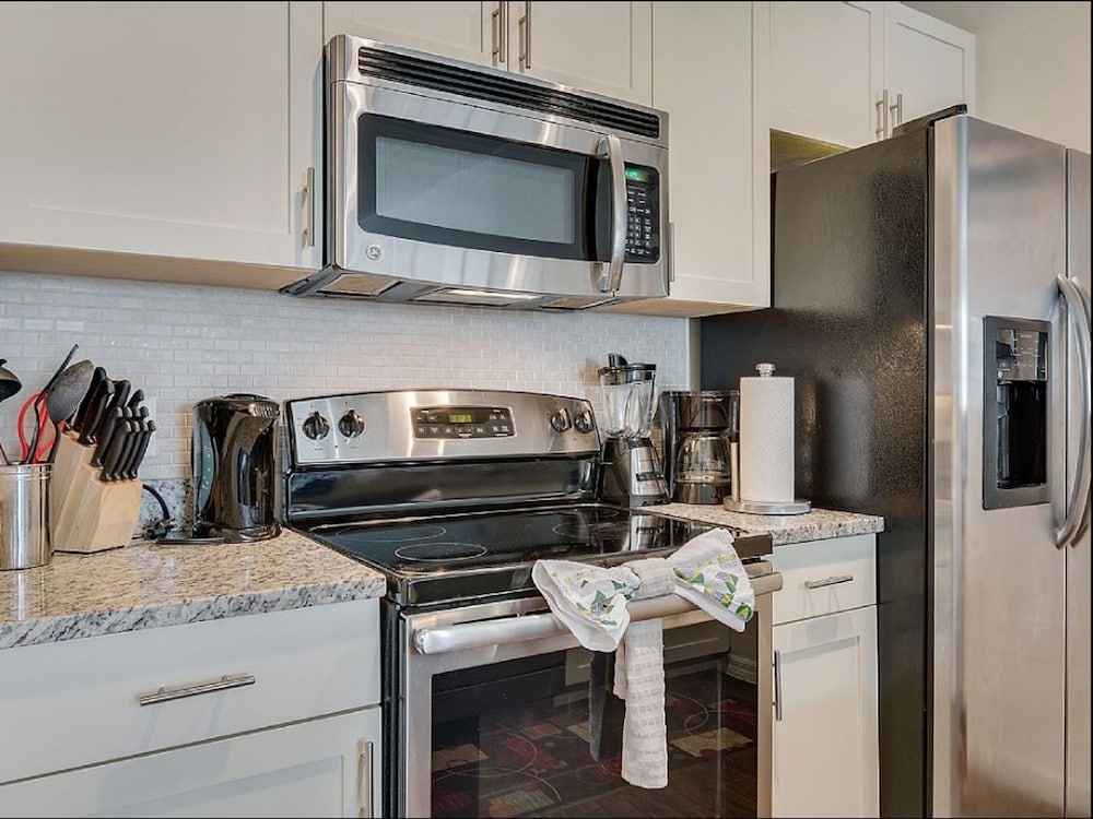 Lucaya Village 3040 #19-106 - Image 4