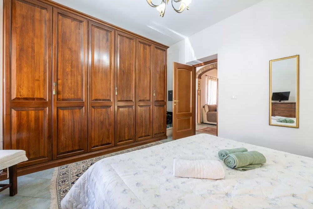 Spacious Three Room Apartment in the Heart of Orosei