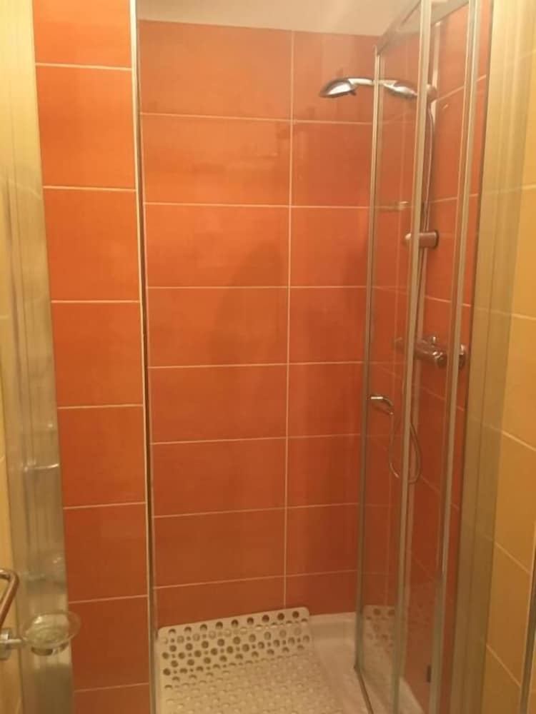 Hotel Alb's