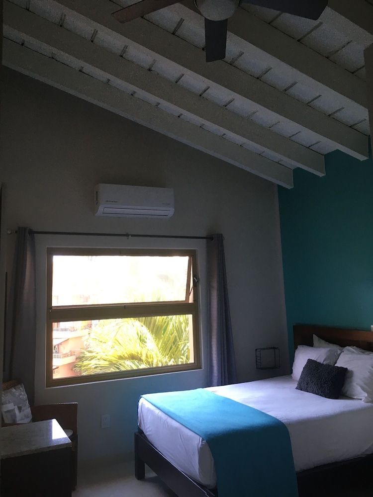 Los Tules Condominium Resort