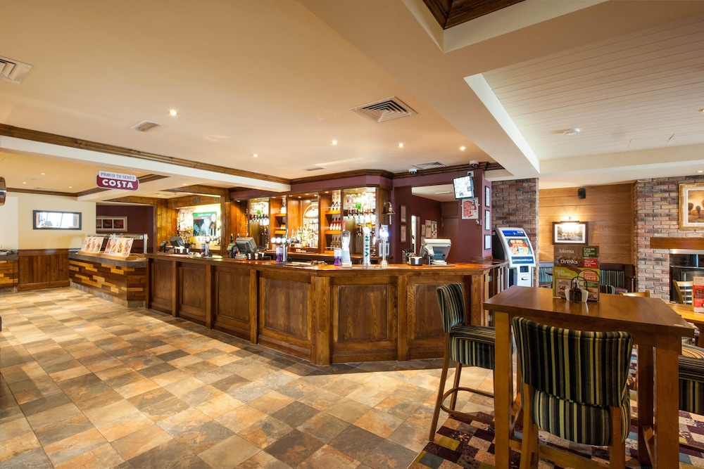 Premier Inn Stoke-On-Trent - Hanley 4