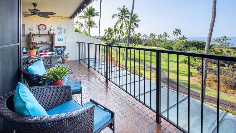 Upgraded 2BD Plus Loft - Amazing Golf & Ocean Views - In-unit AC - Vrkcv