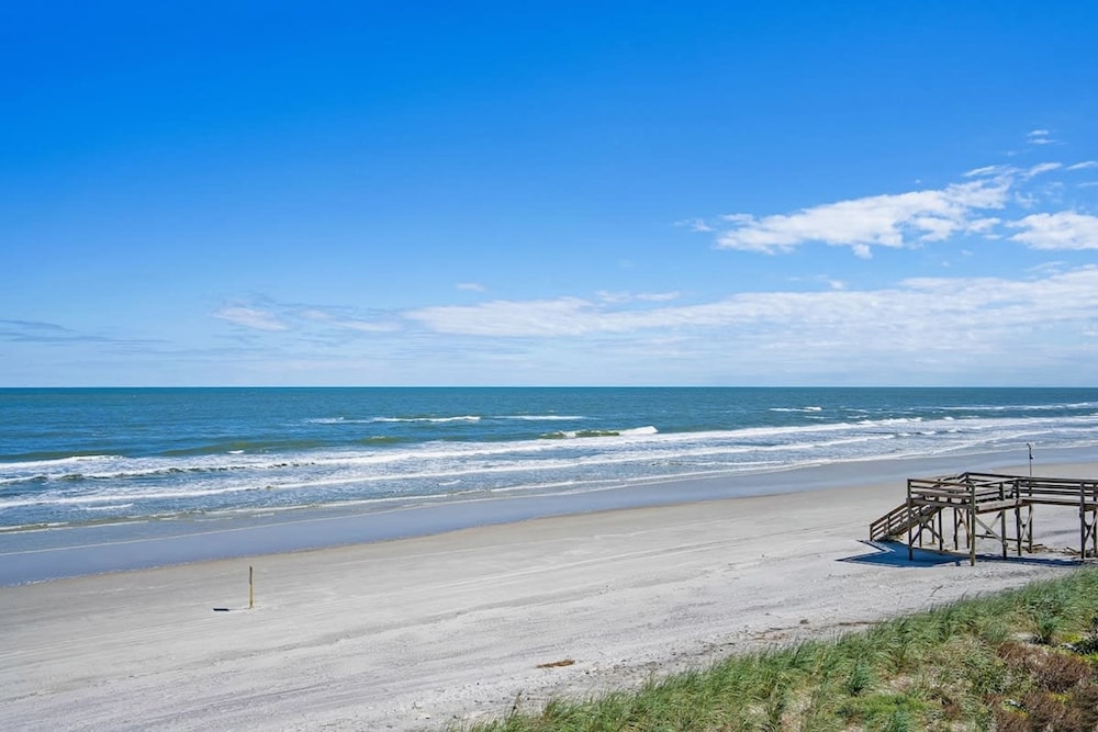 Oceanfront Patio Pool Tennis BBQ Free Parking