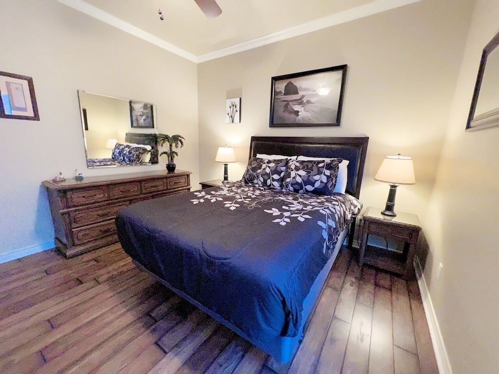 Belle Vue 3 Bedroom Home by RedAwning view 3