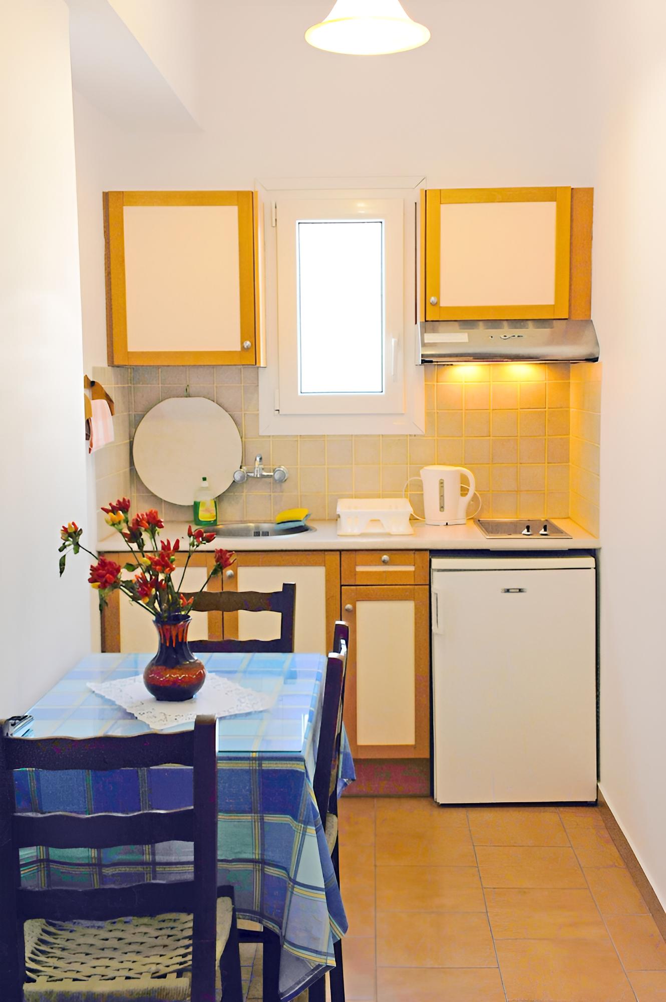 Tilemachos Rooms & Studios