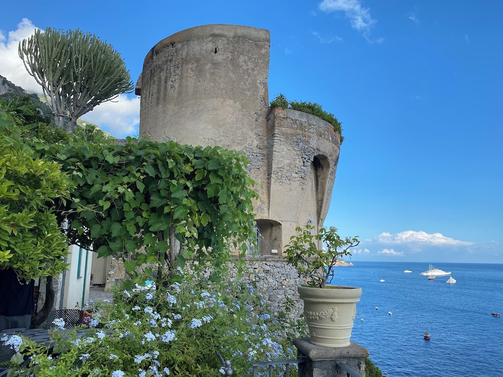 Torre Sponda - Torre Private Beach