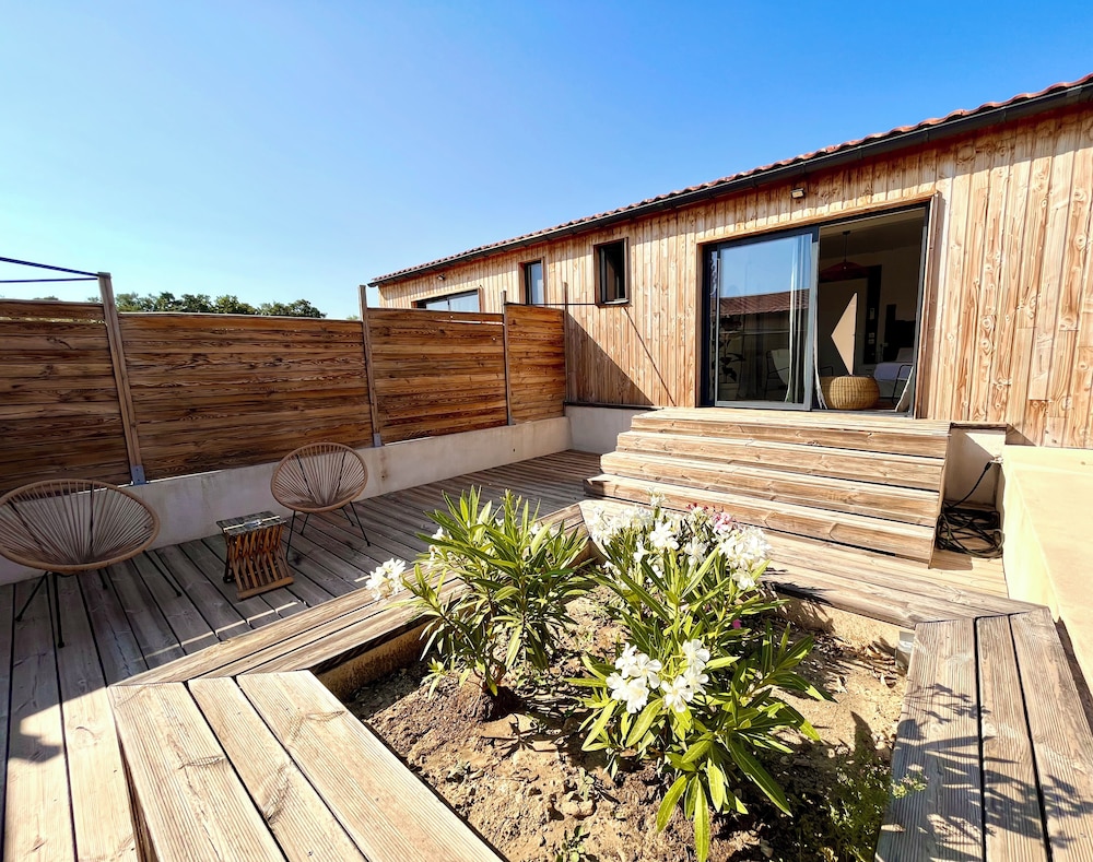 NUIKI Lodges