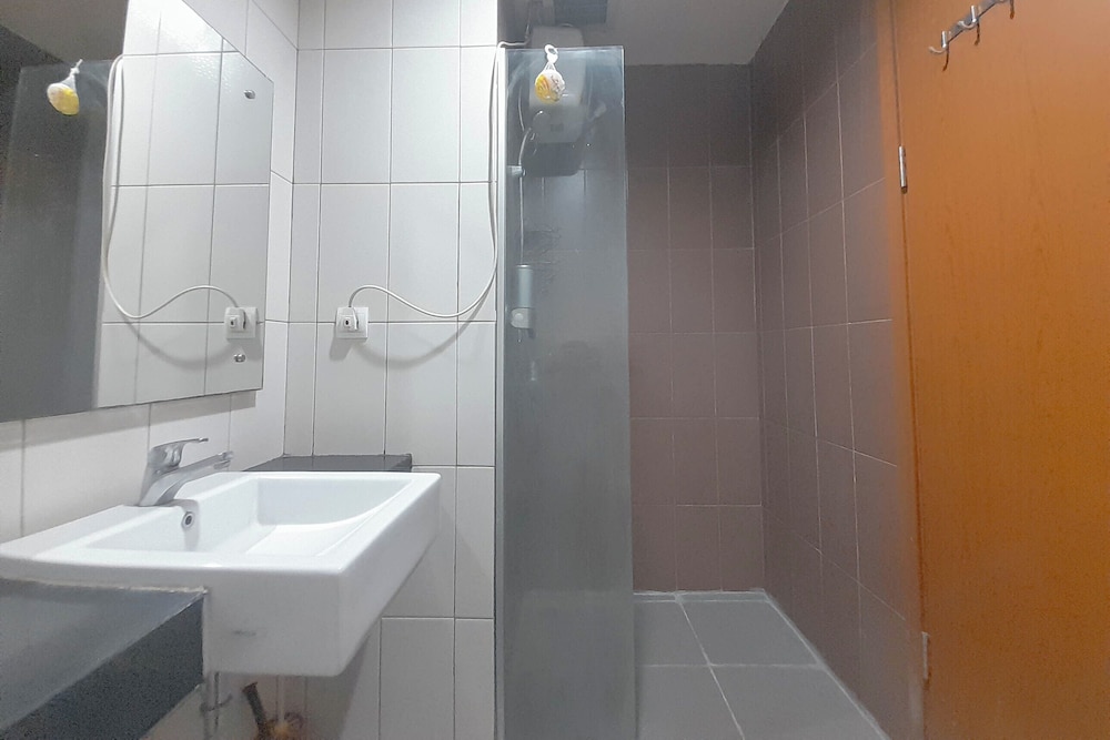 Relaxing 1Br At Dago Suites Apartment