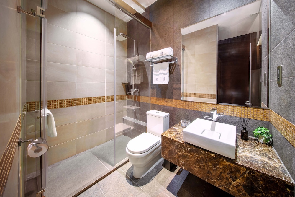 Hong Kong Harbour Hotel