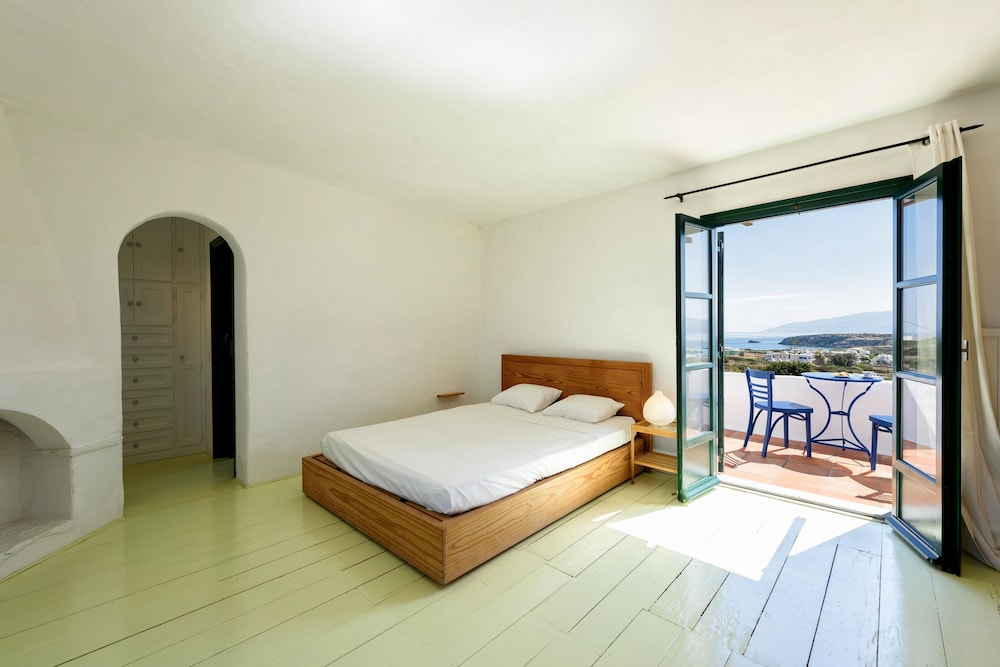 Traditional Villa 5 Mins on Foot From the Beach view 2