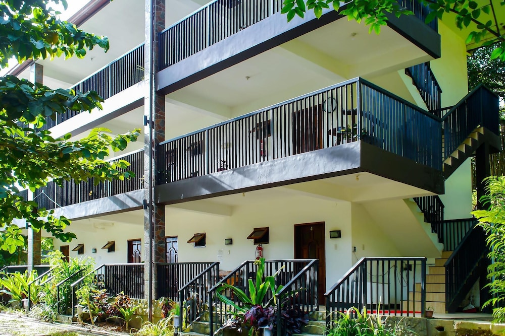 Doublegem Beach Resort and Hotel