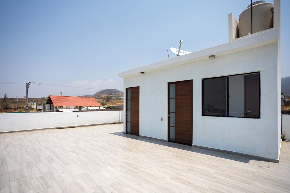 New Family-Friendly Poolside Escape