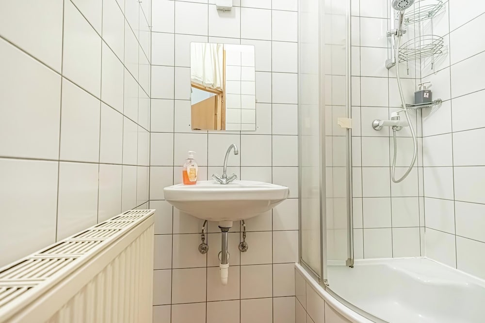 Affordable 2BR Apt Long Stay Stadthalle