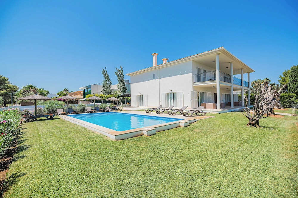 Villa Quiros II