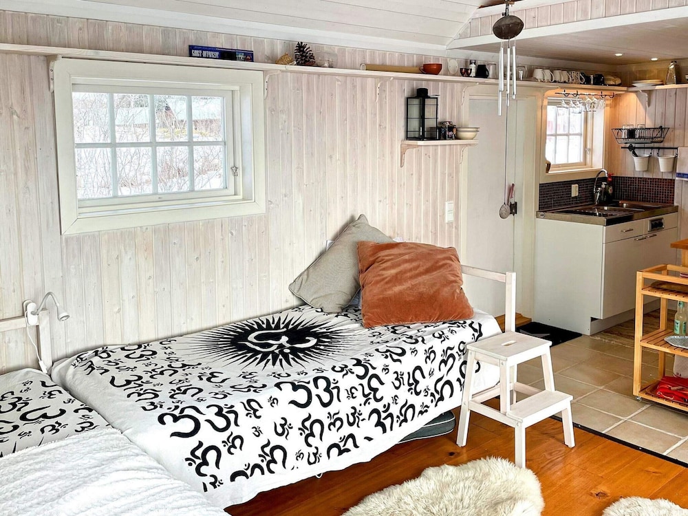 2 Person Holiday Home in Bello-by Traum