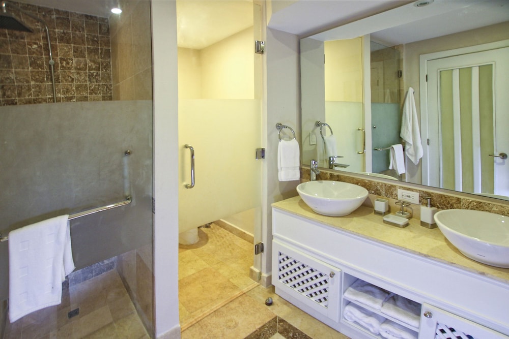 Punta Palmera Cap Cana by Essenza Retreats