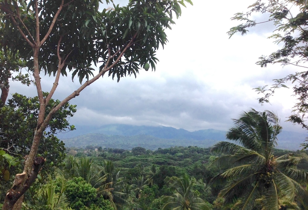 Lanka Villas Holiday Resort