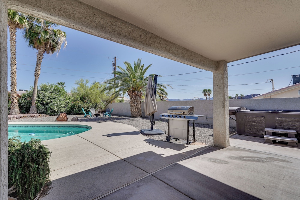 Havasu Paradise w/ Private Pool, Hot Tub & Casita!