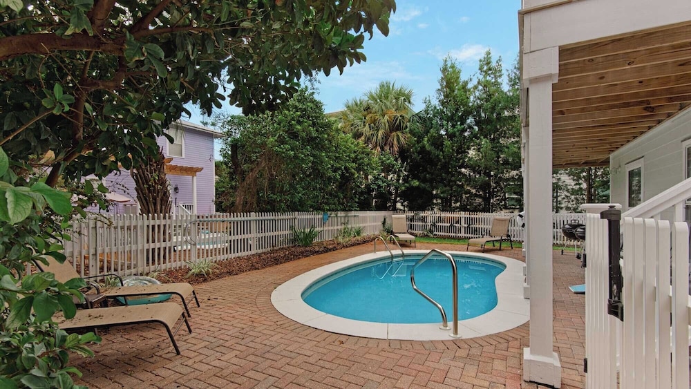 4BR Home w/ Private Pool, Game Room, Beach Access!