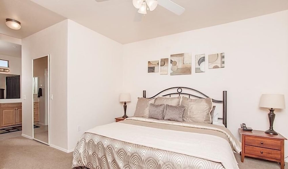 Grayhawk Condo By Signature Vacation Rentals