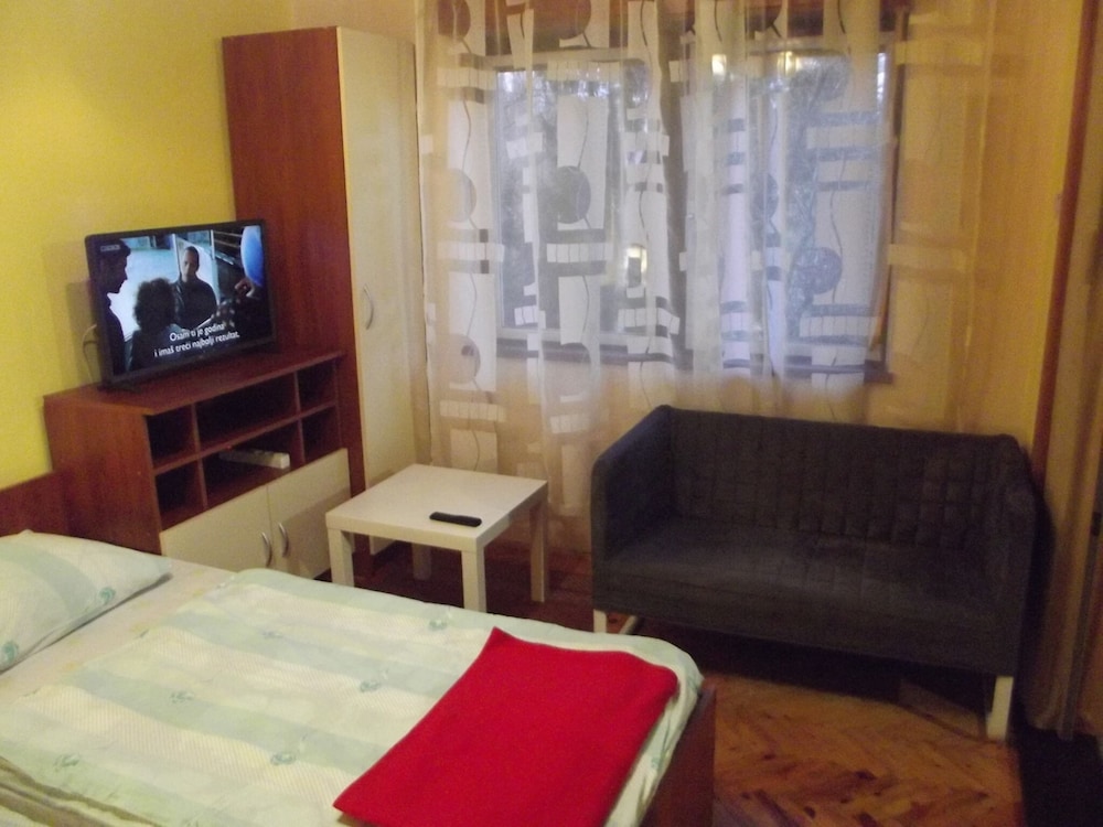Photo 7