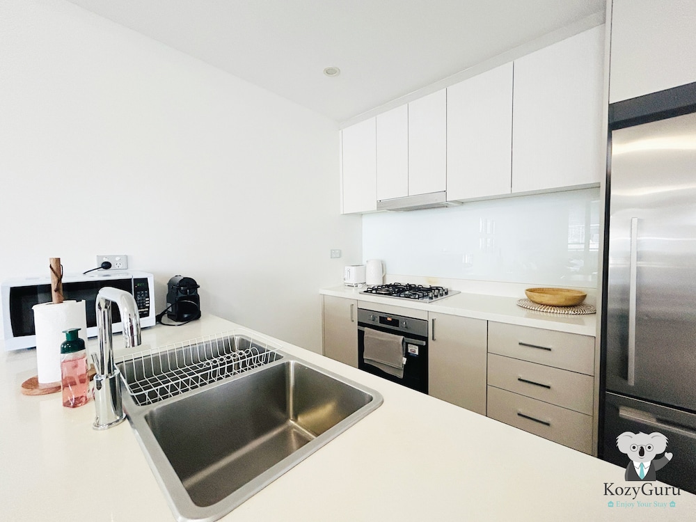 Kozyguru | Homebush West | 3Bed 2Bath Apt +Parking