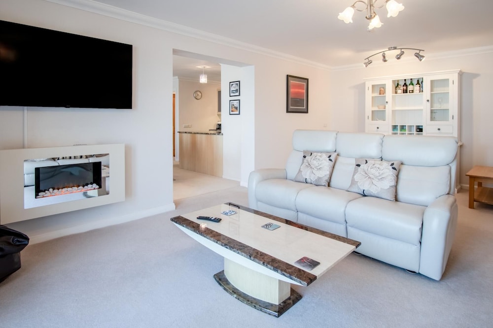 13 St Bride's Bay View - 4 Bedroom - Broad Haven