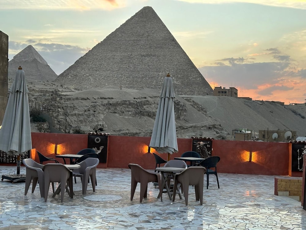 Great Pyramid View Inn