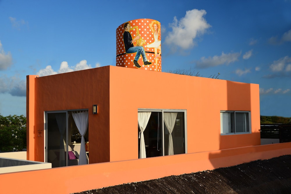 Hotel Villas Geminis Boutique Condo Hotel - Image 1