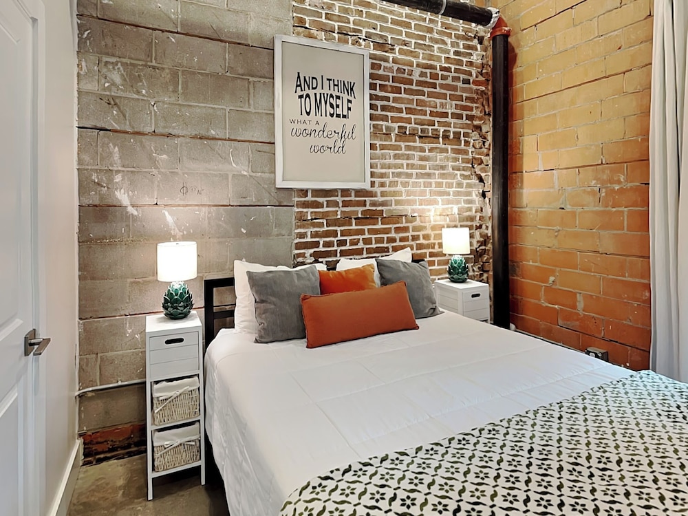 Tremont Meilleur 104 by Ryson Vacation Rentals