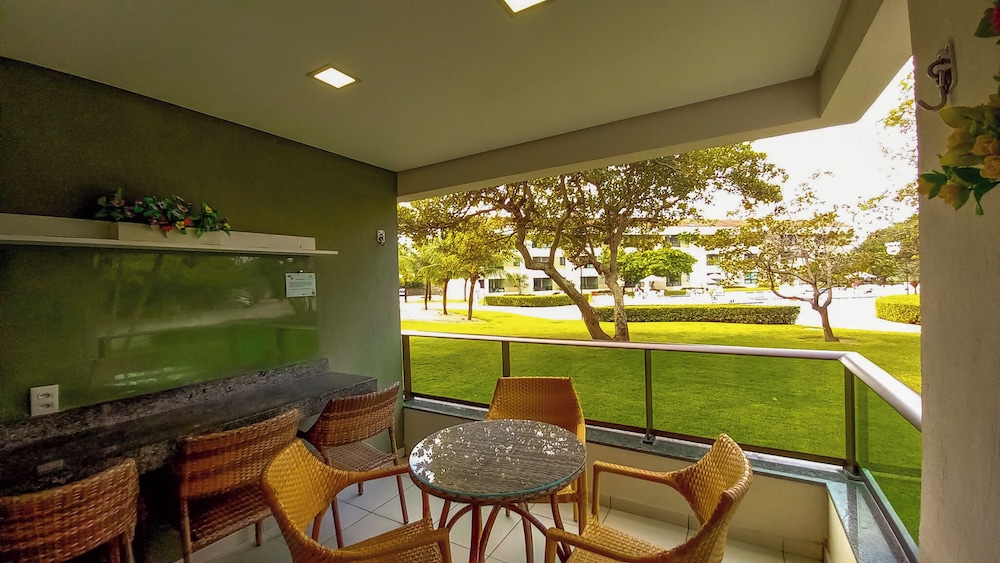Flats no Carneiros Beach Resort