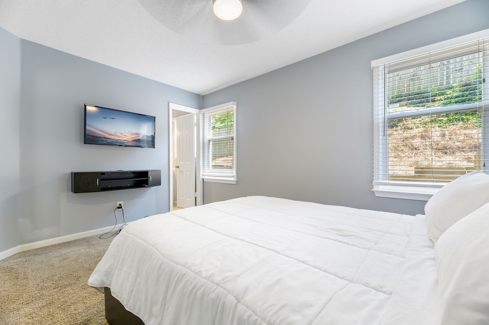Beltline Living In The Heart Of Historic West End! 4 Bedroom Home by RedAwning view 2